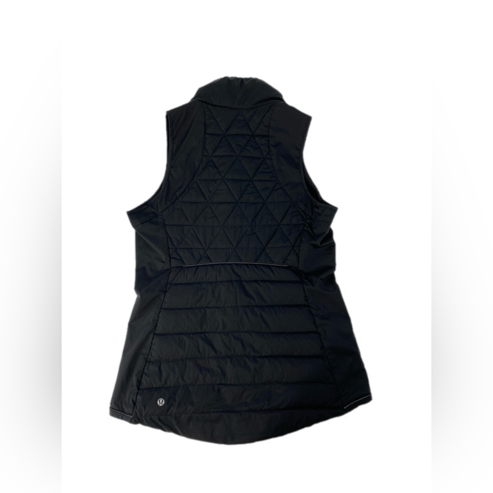 Lululemon Fluffed Up Vest Black size 8 - Picture 5 of 8